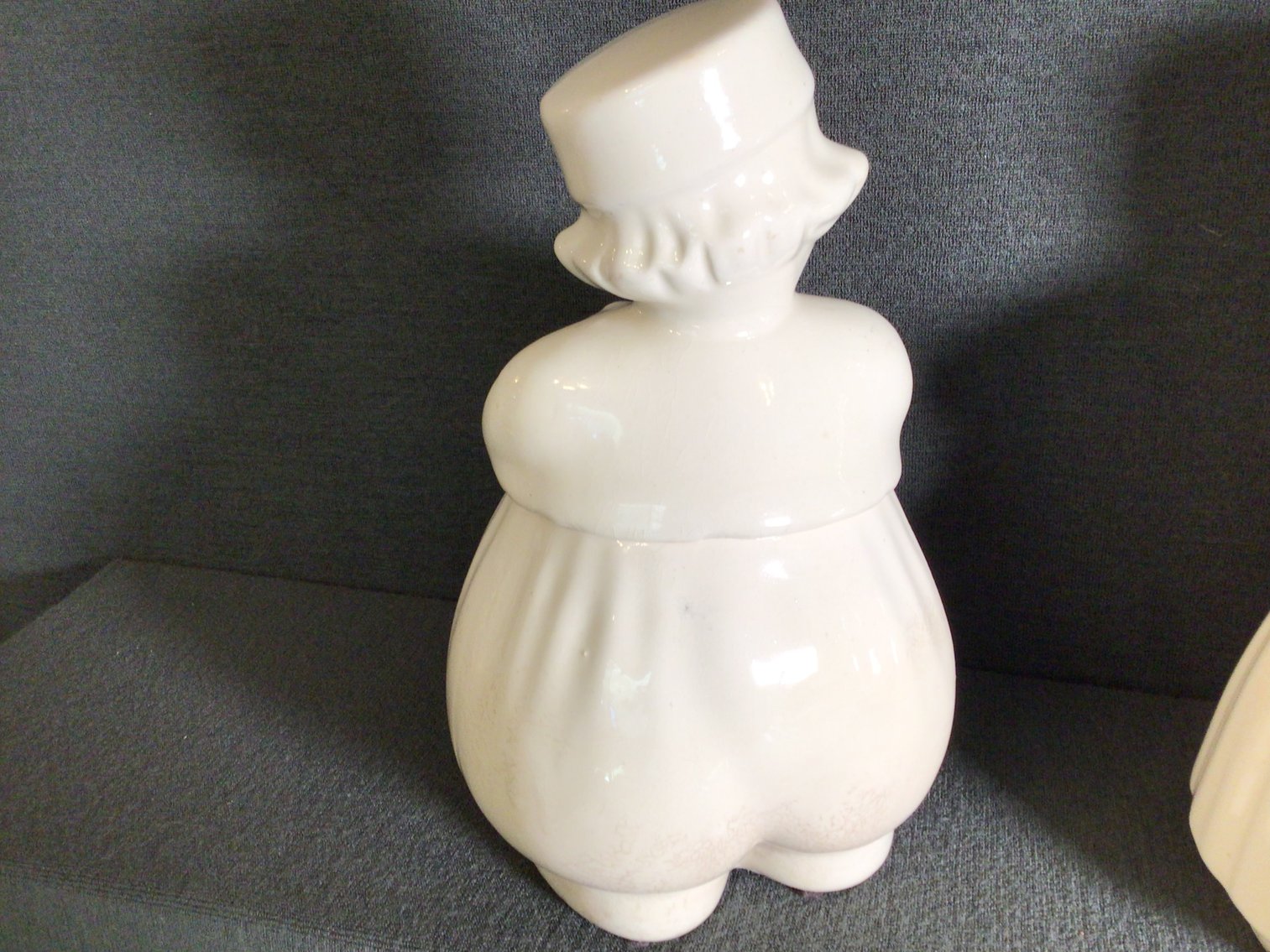 Image for Vintage cookie jars - set of 2