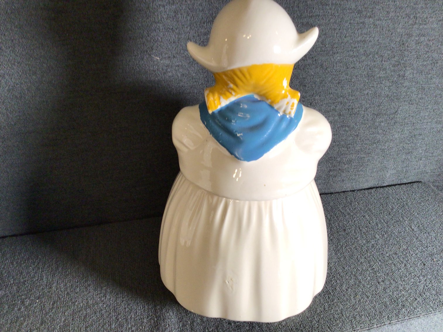 Image for Vintage cookie jars - set of 2