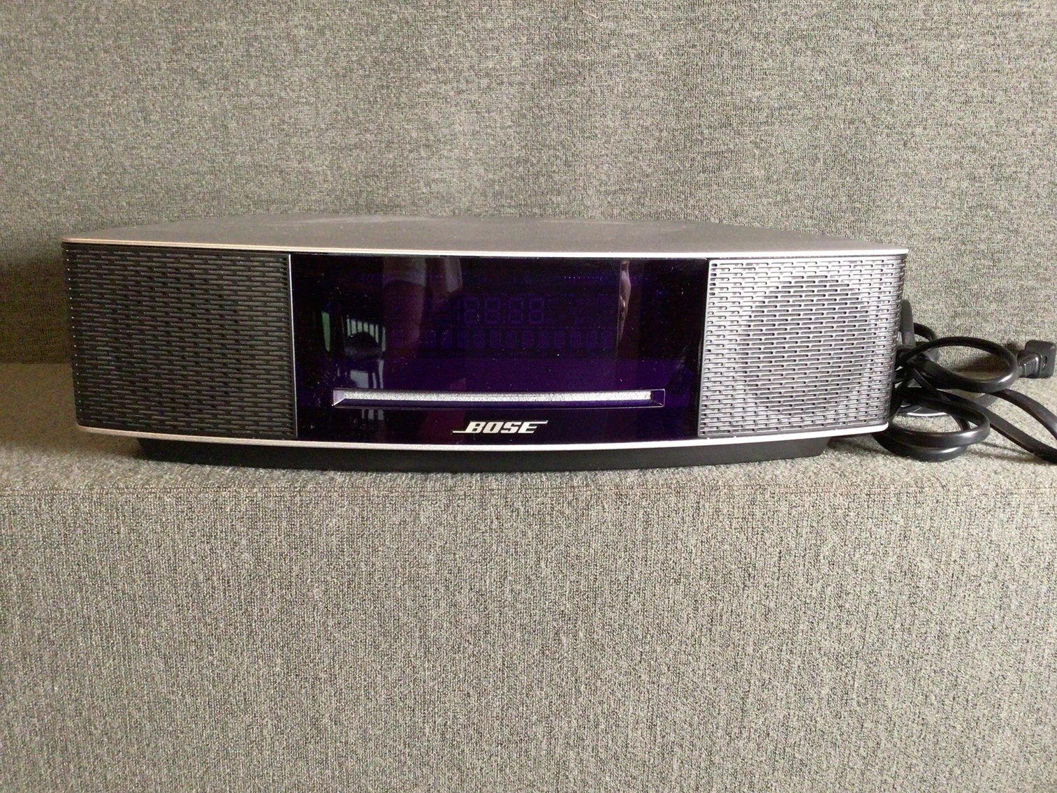 Image for Bose Wave Radio/CD player No Remote!