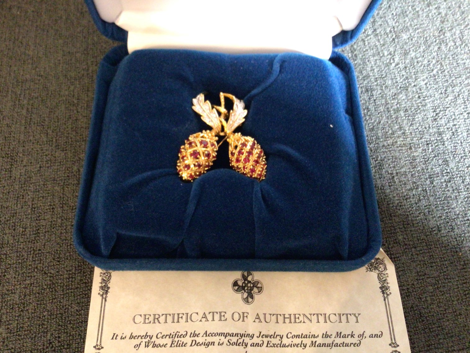 Image for Camrose & Kross broach