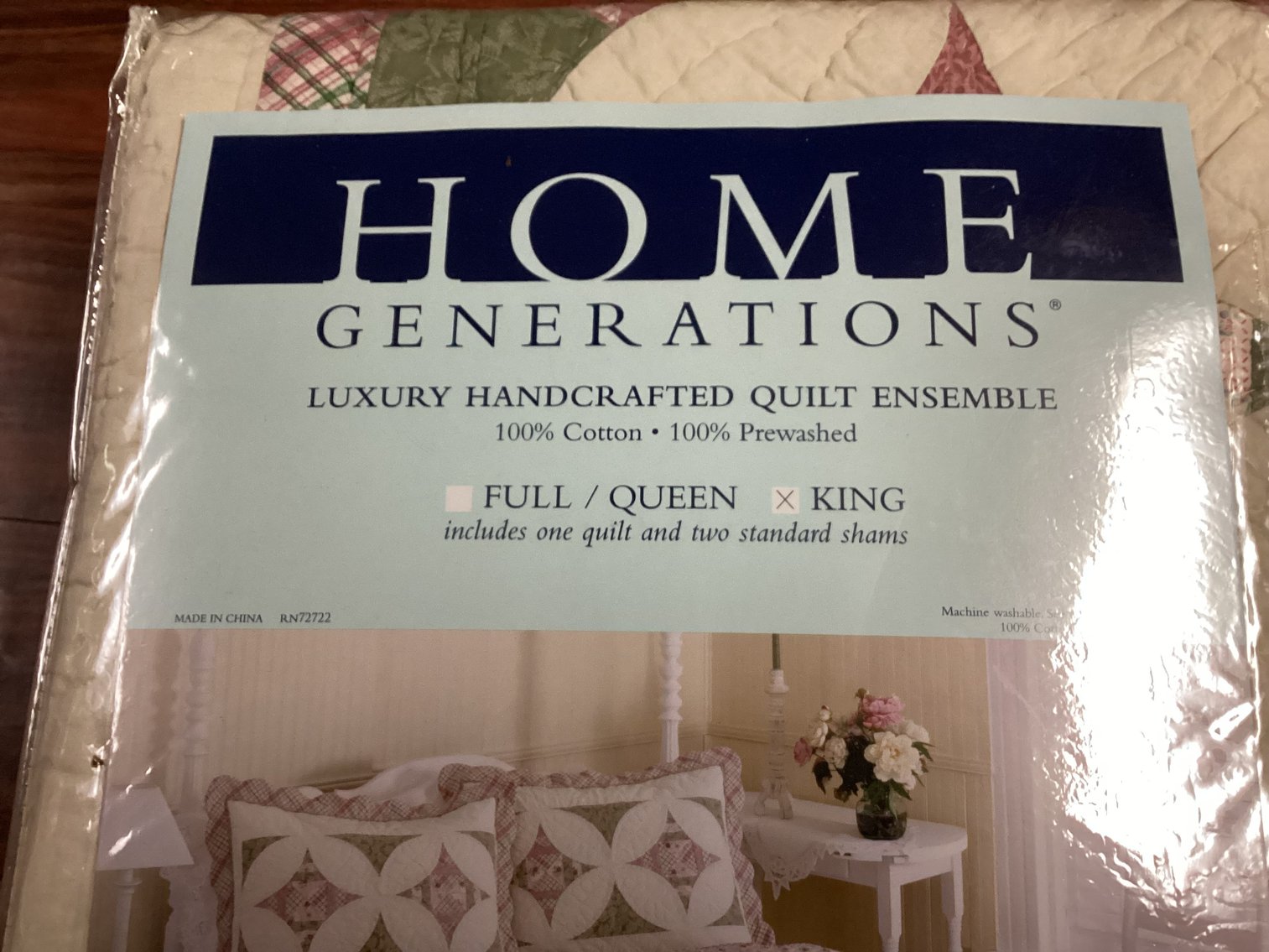 Image for Home Generations KING Comforter