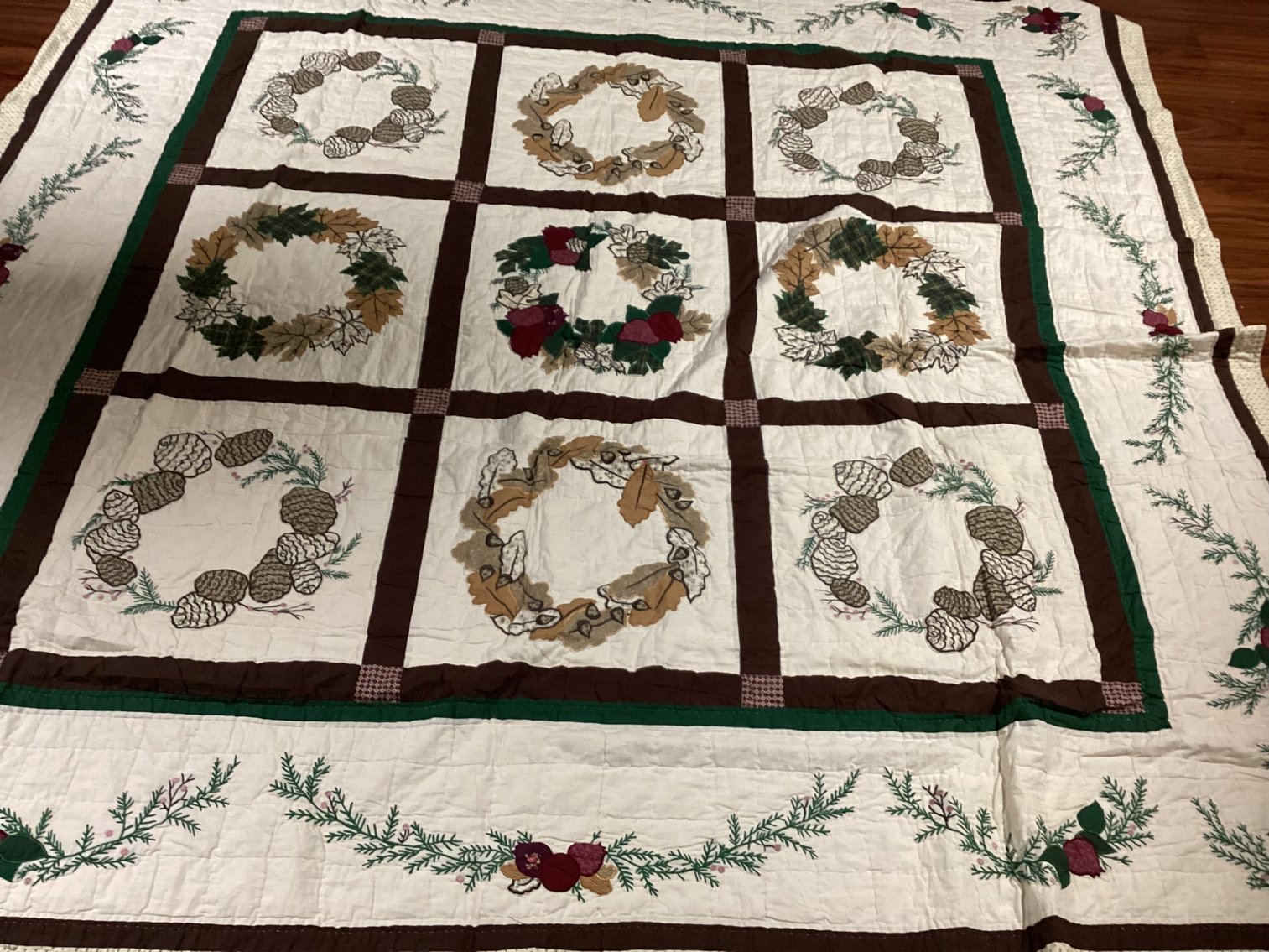 Image for Full/Queen Quilt and 1 Sham