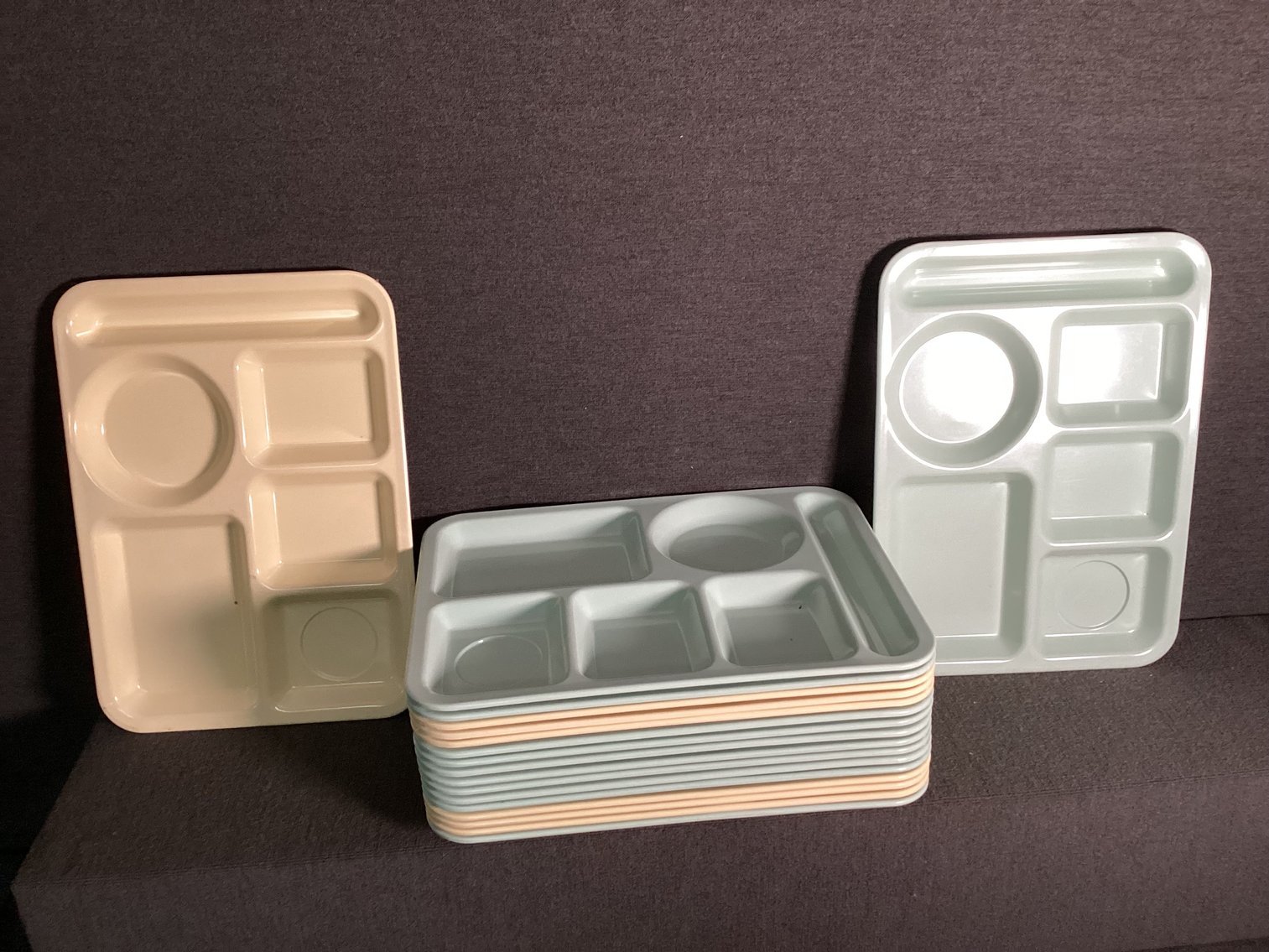 Image for 18 Texas Ware Lunch Trays from Marion Intermediate School