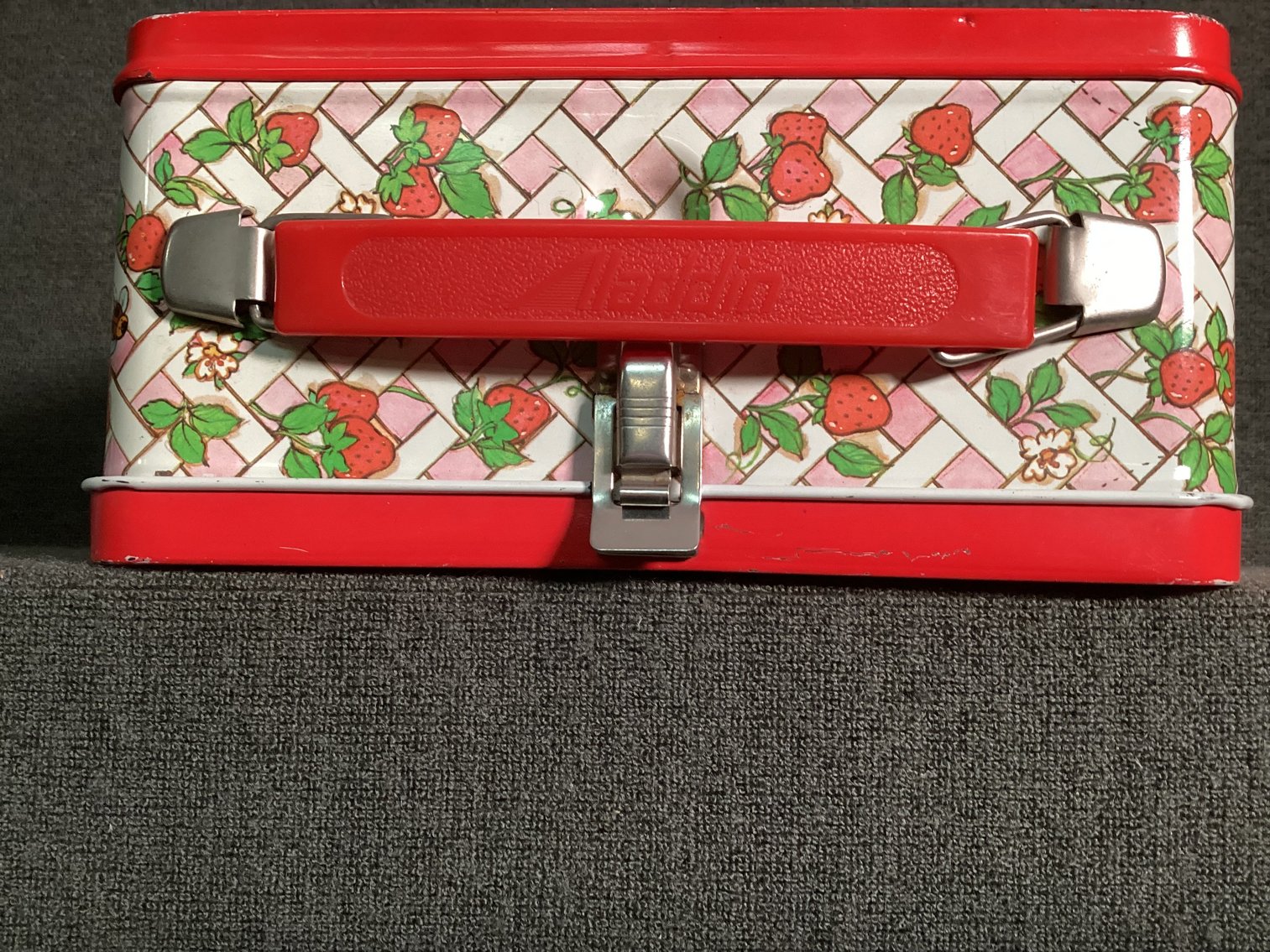 Image for Strawberry Shortcake Lunch Box With Thermos