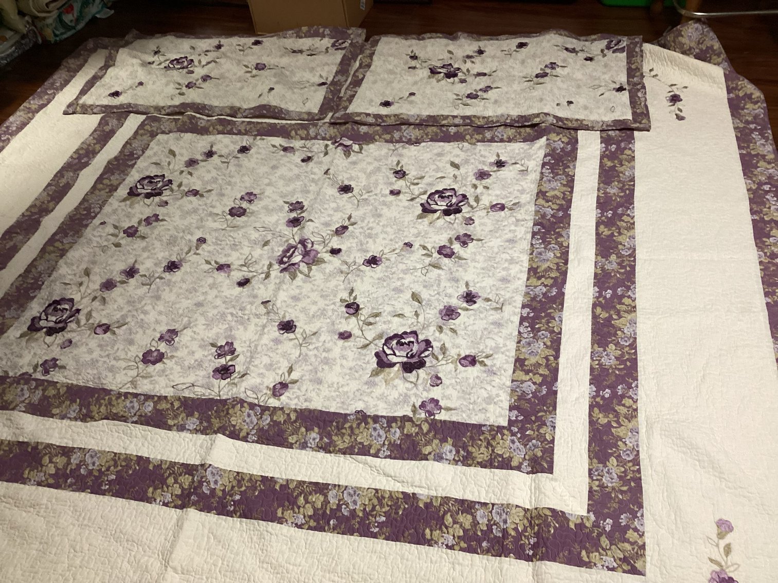 Image for King Quilt and Shams