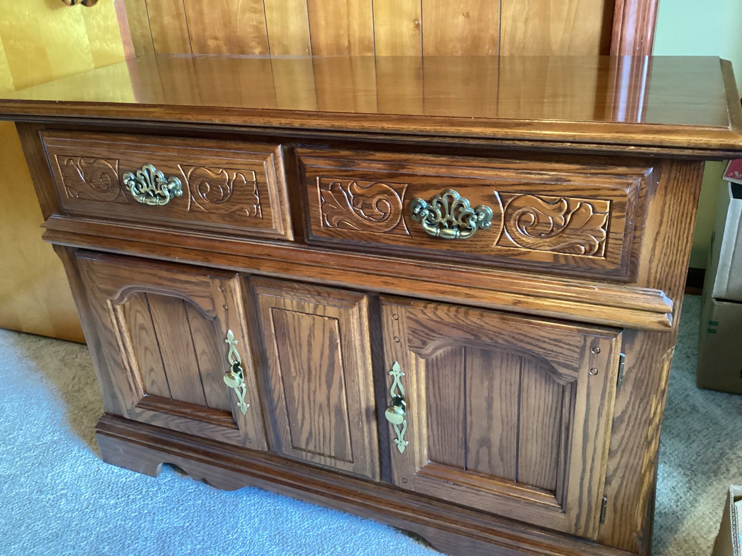 Image for Virginia House Oak Server