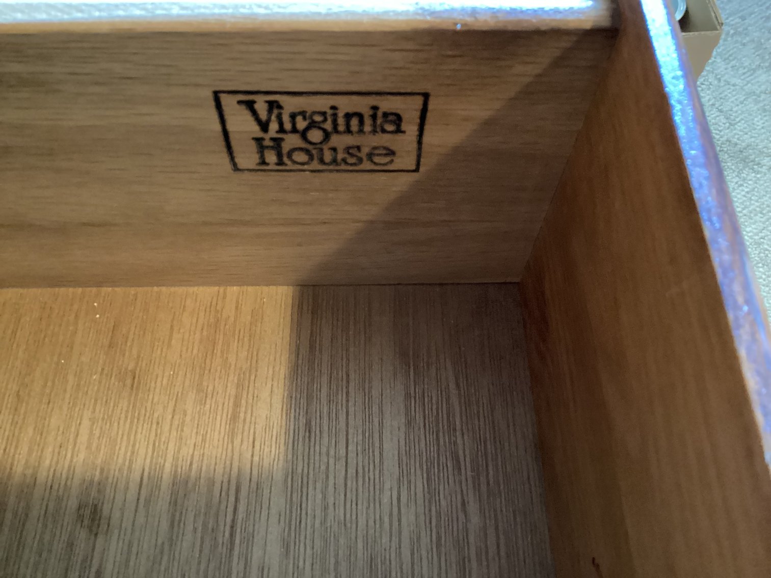 Image for Virginia House Oak Server