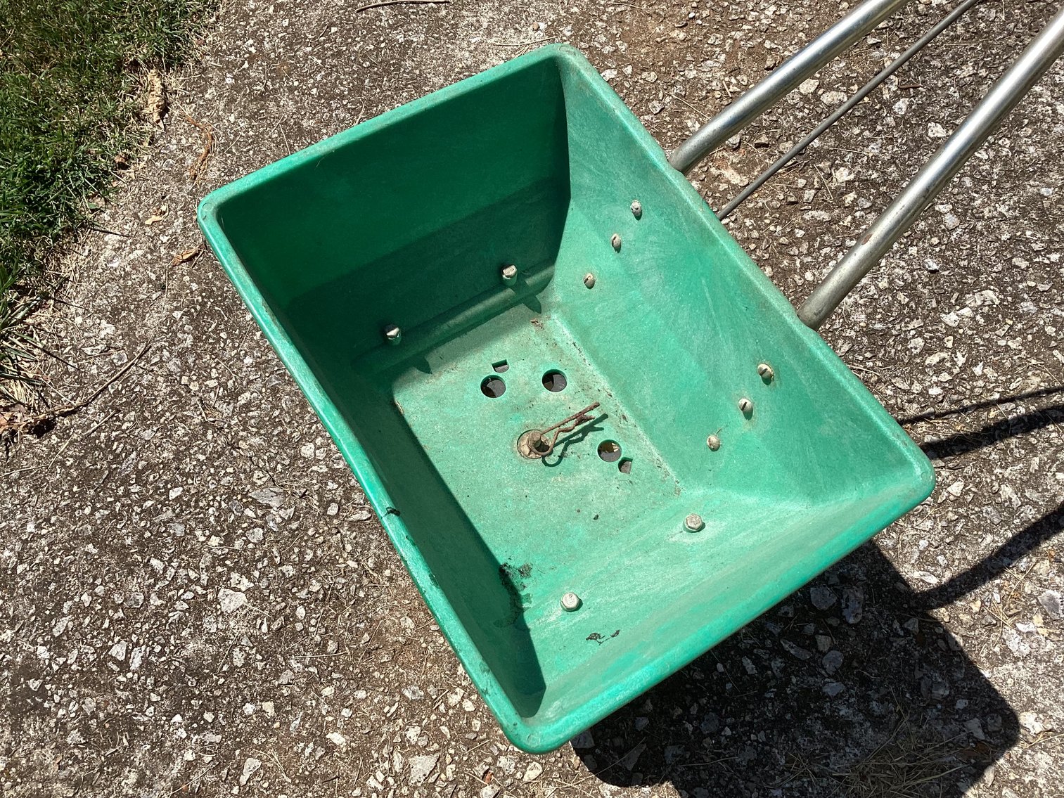 Image for Red Devil Broadcast Spreader