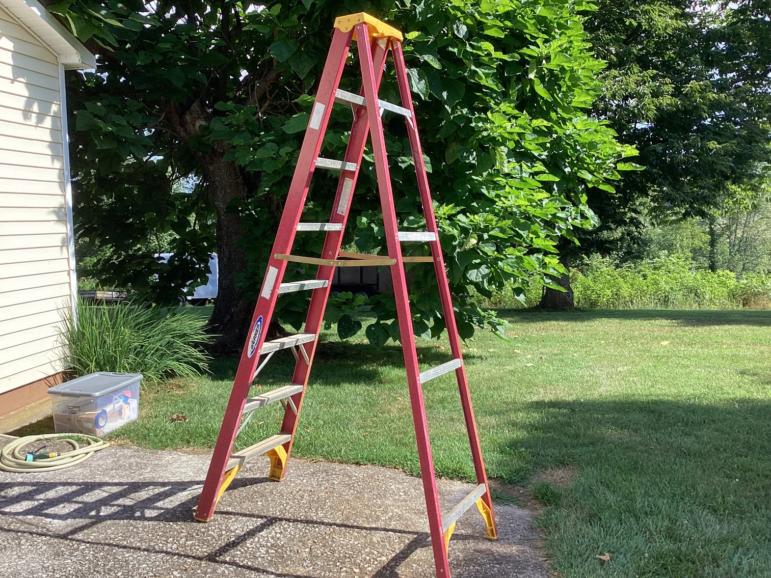 Image for 8’  Fiberglass Ladder