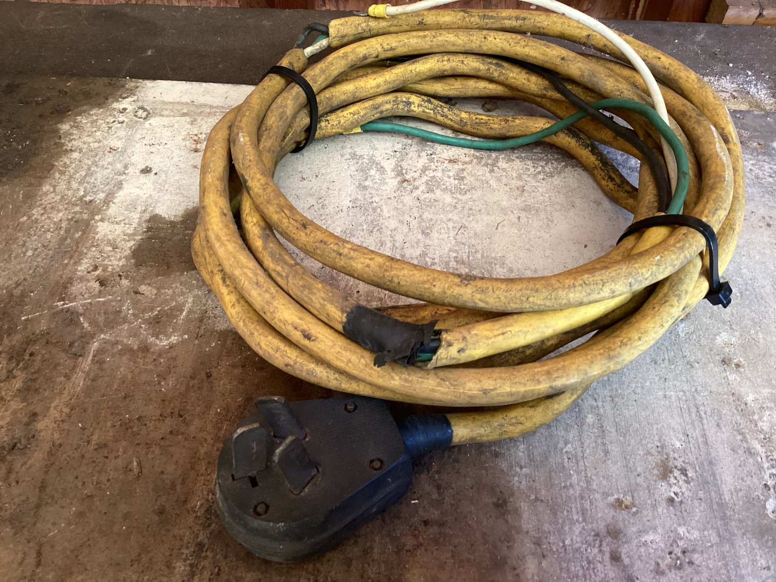 Image for Heavy Duty Electrical Cord with Three Prong Plug