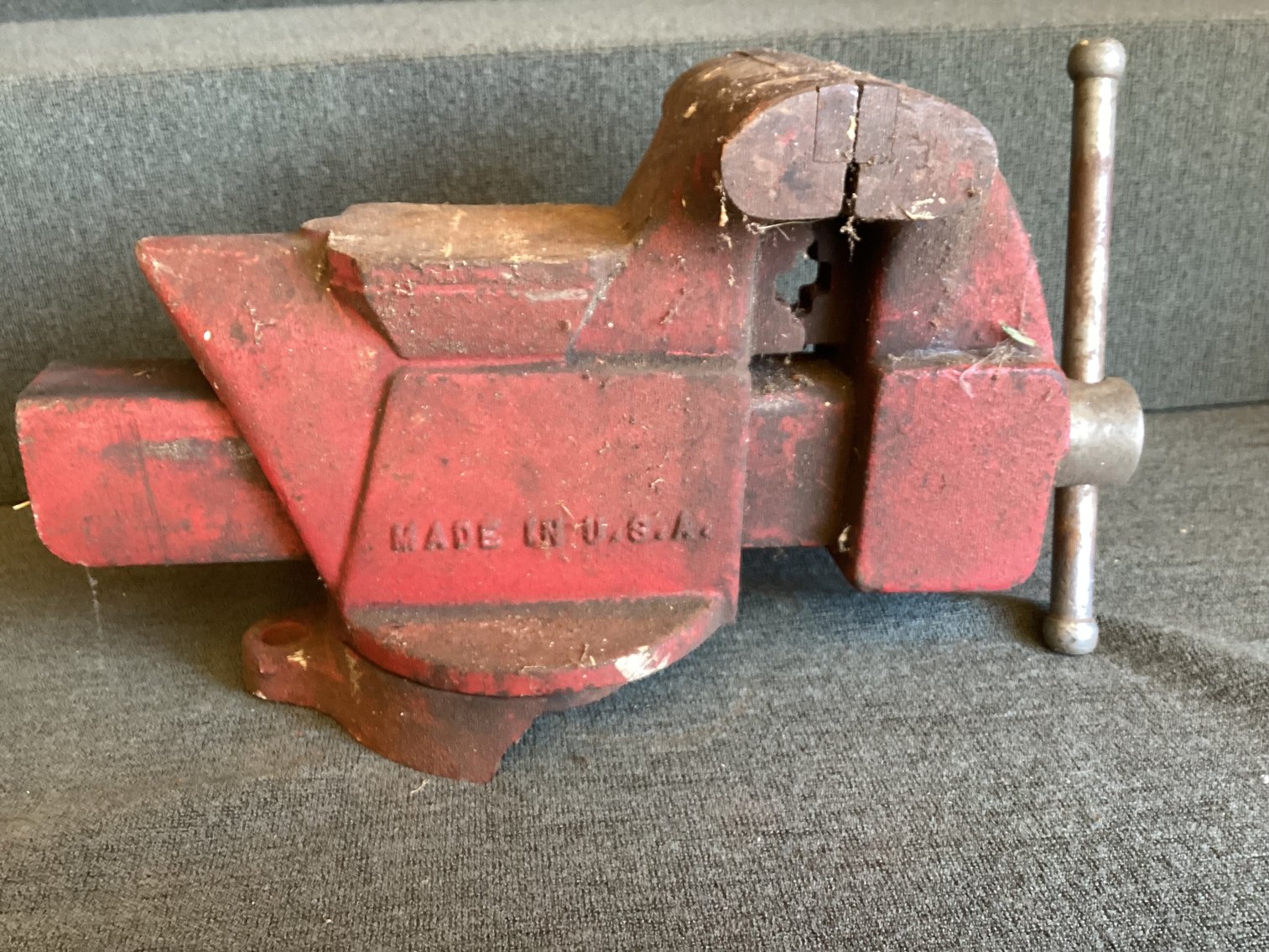 Image for 4” Vise - Columbia’s D44 M3