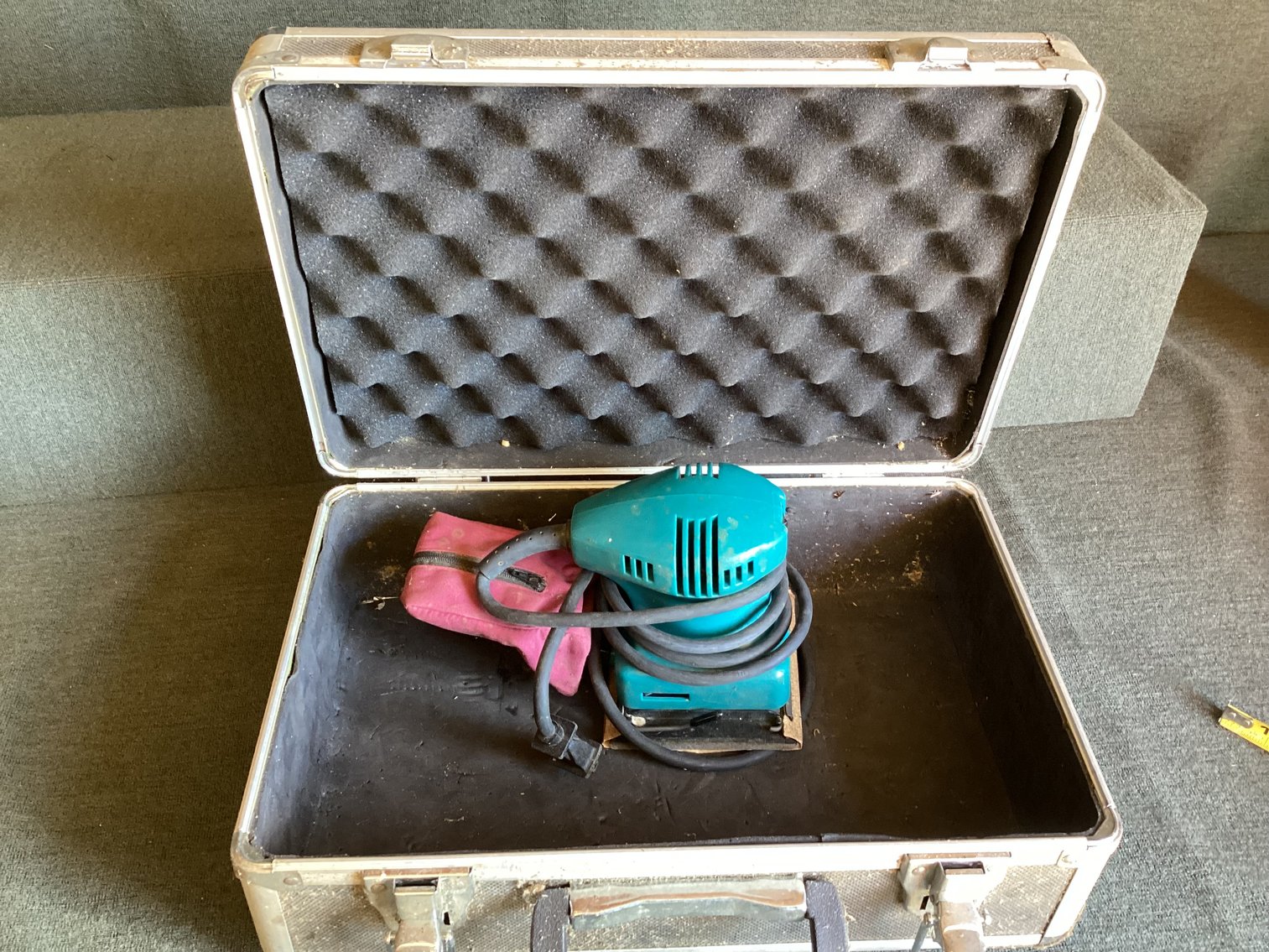 Image for Corded Makita Palm Sander in Box