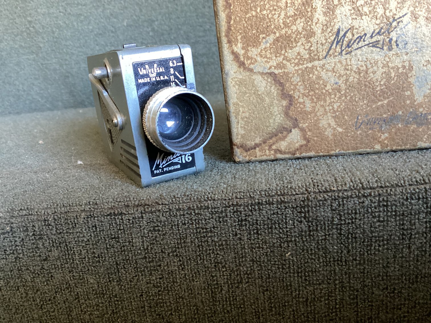 Image for Universal Minute 16 Movie Camera