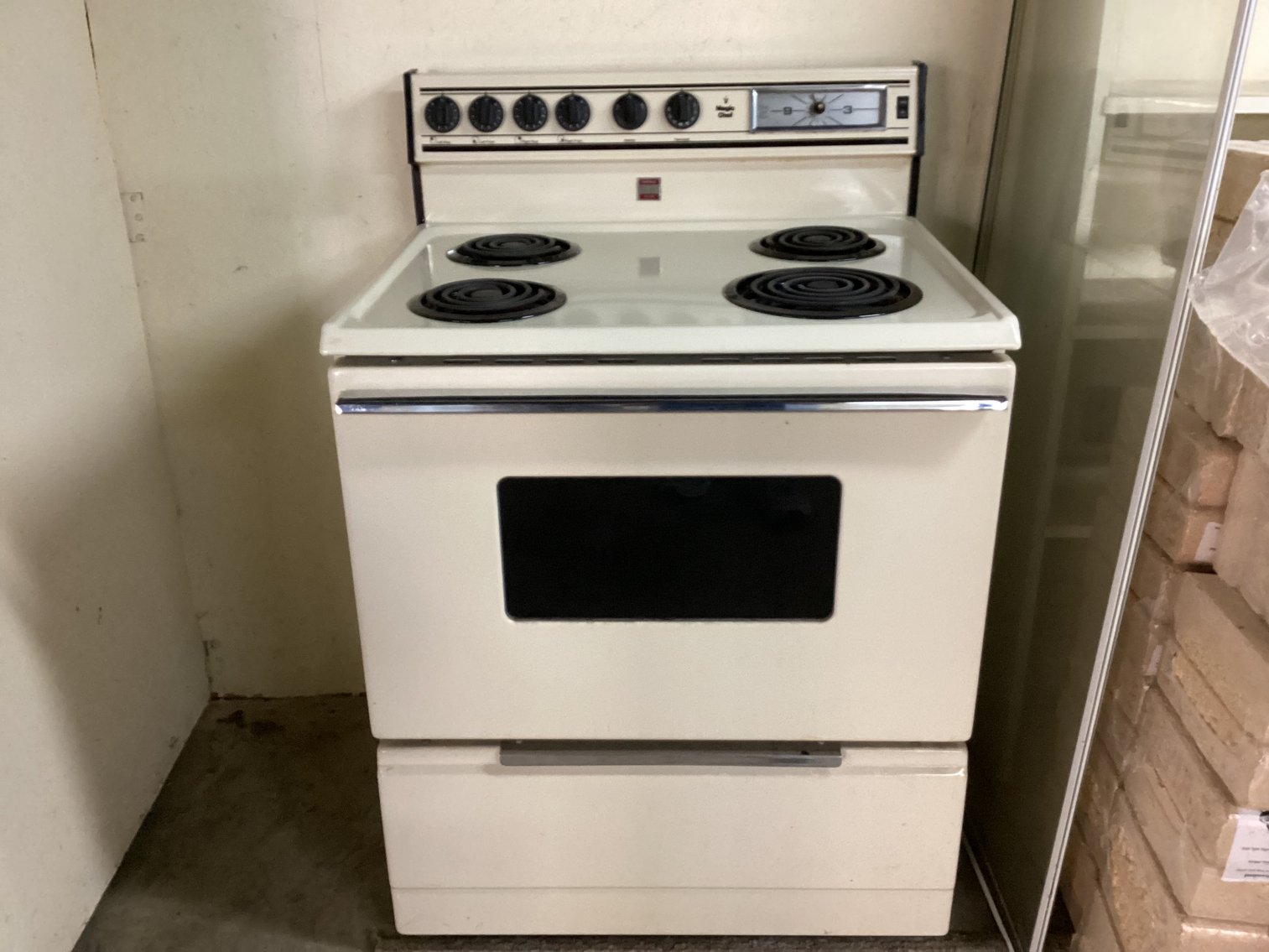 Image for Magic Chef Electric Range