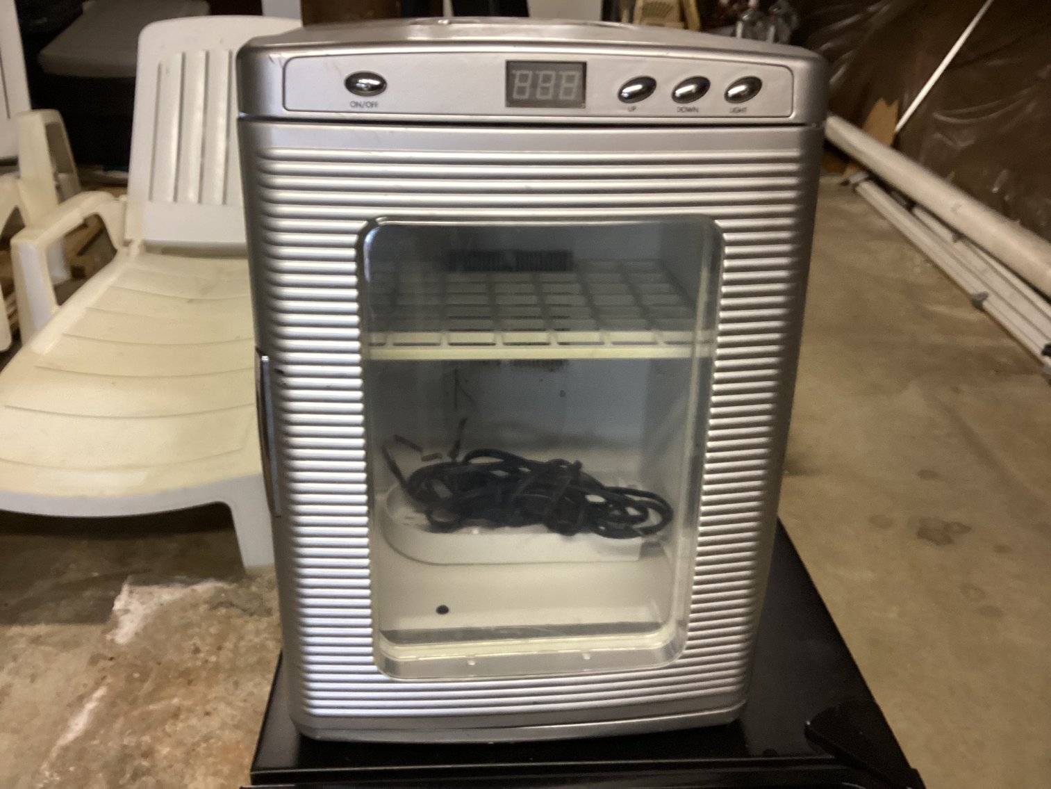 Image for Haier Drom Refrigerator and Thermoelectric Counter Top Cooler and Warmer