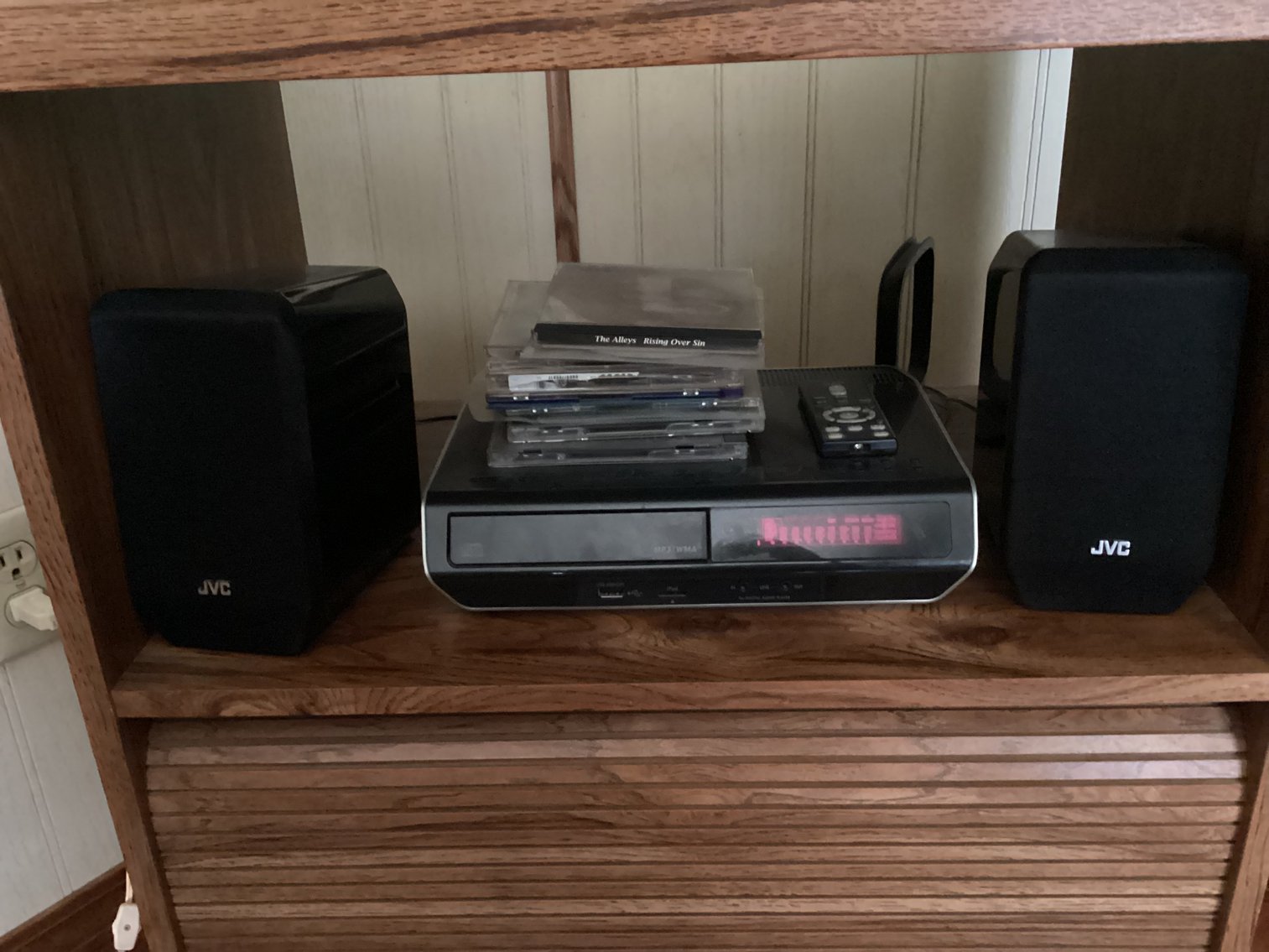 Image for JVC Stereo Radio, CD Player , and Speakers