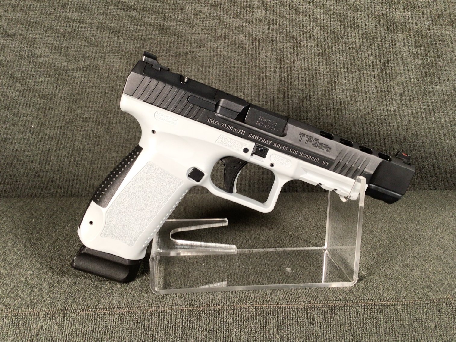 Image for CANiK Model TP9SFx 9 mm semi-auto pistol w/ case and holster