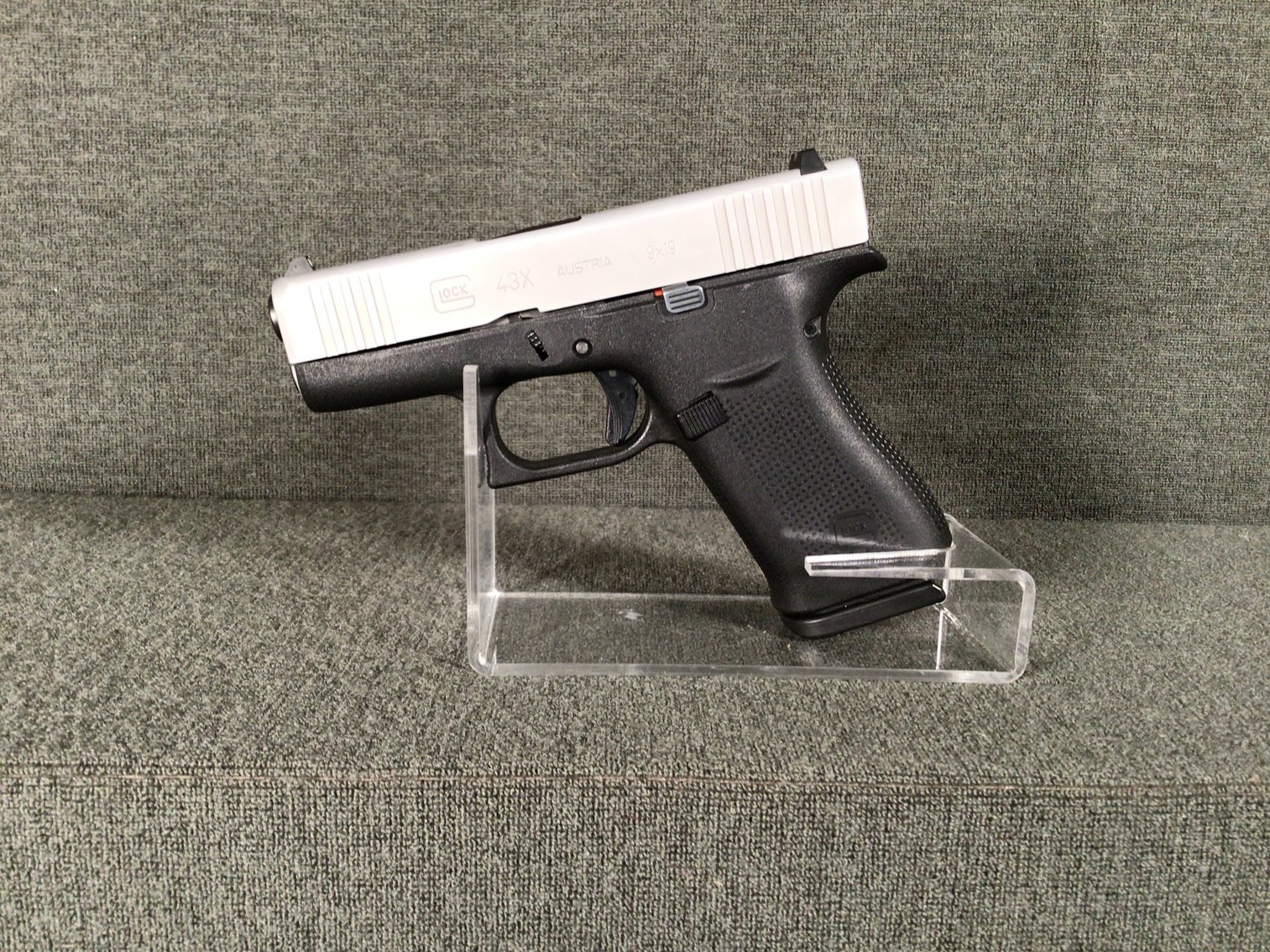 Image for Glock G43X 9 mm cal. semi-auto pistol w/ case