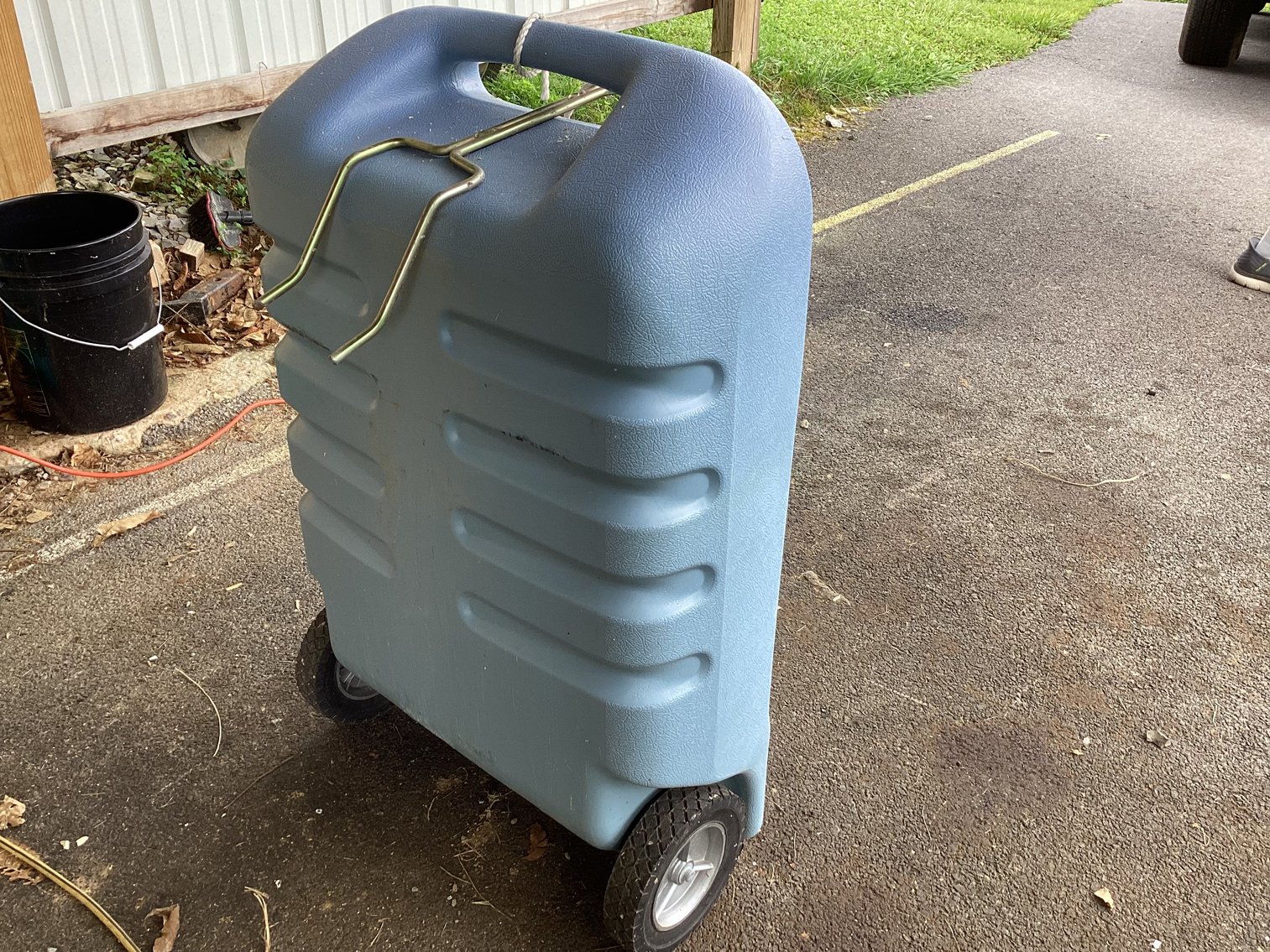 Image for 25 Gallon Gray Water Tank