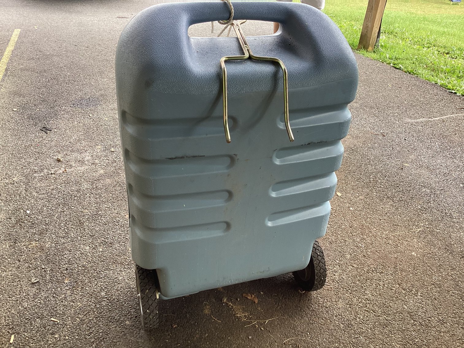 Image for 25 Gallon Gray Water Tank