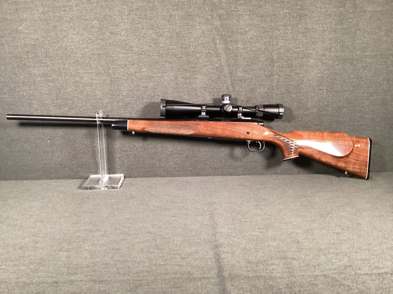 Image for Remington Model 700 .270 Win bolt-action rifle w/ scope