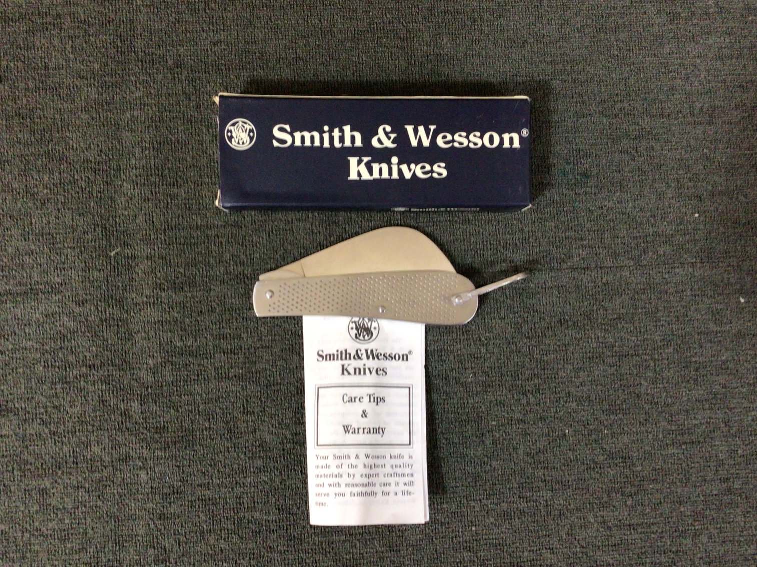 Image for Smith & Wesson 4