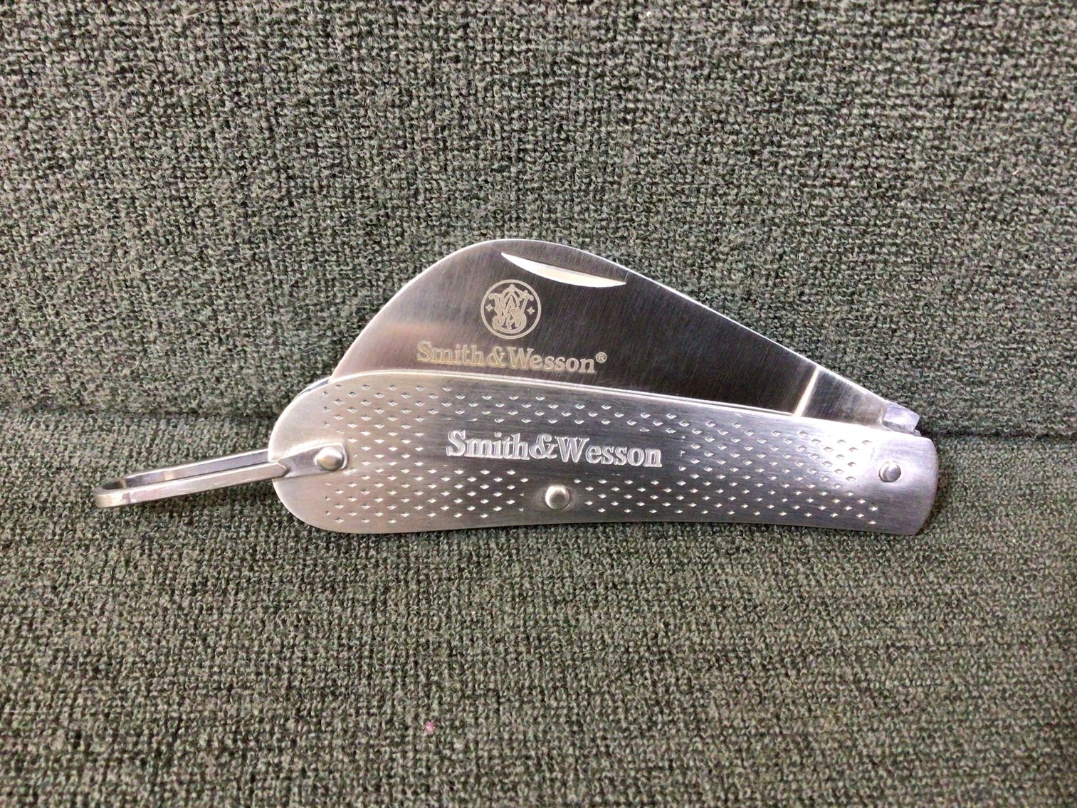 Image for Smith & Wesson 4