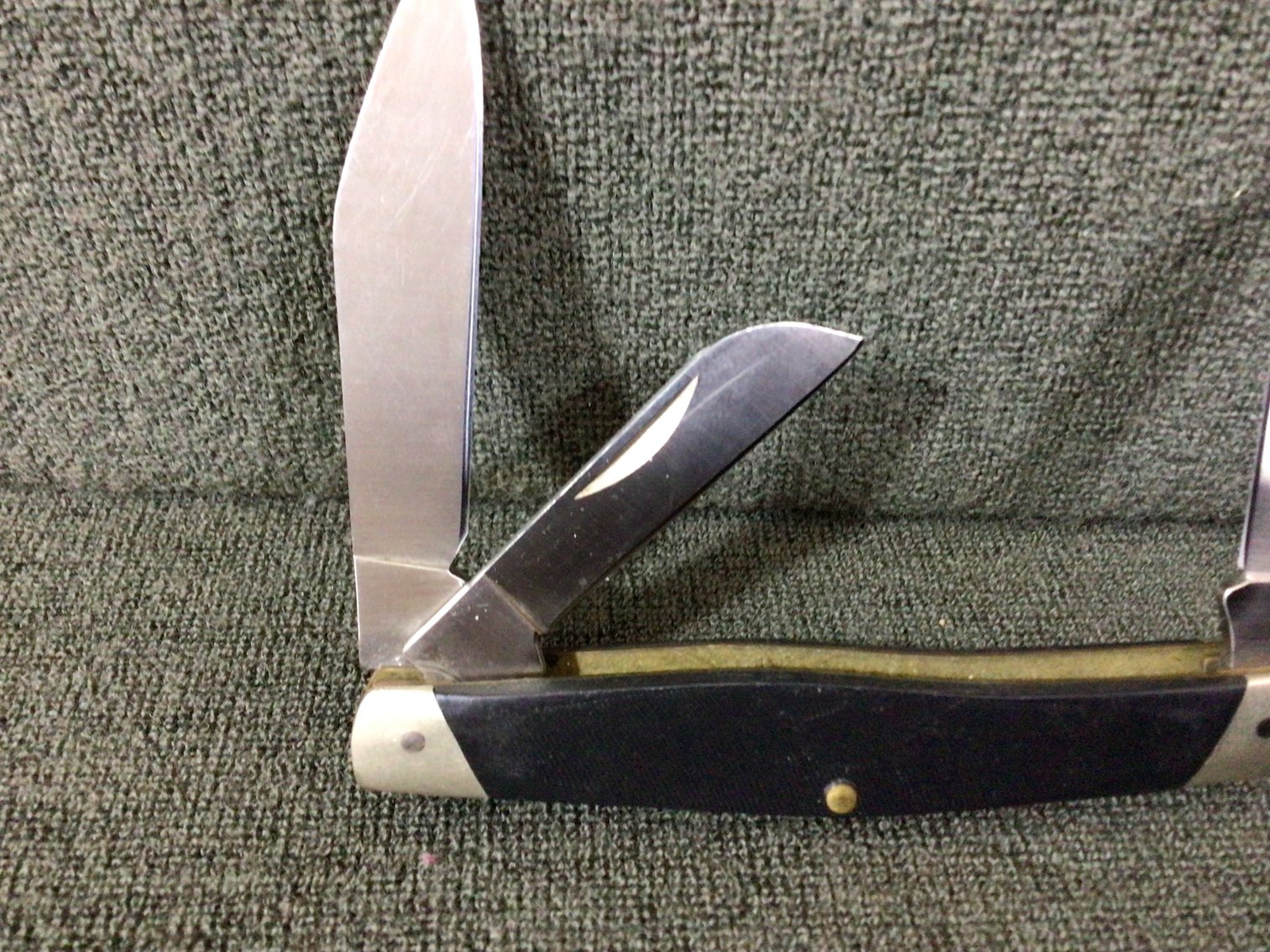 Image for Buck 301A 3-blade knife