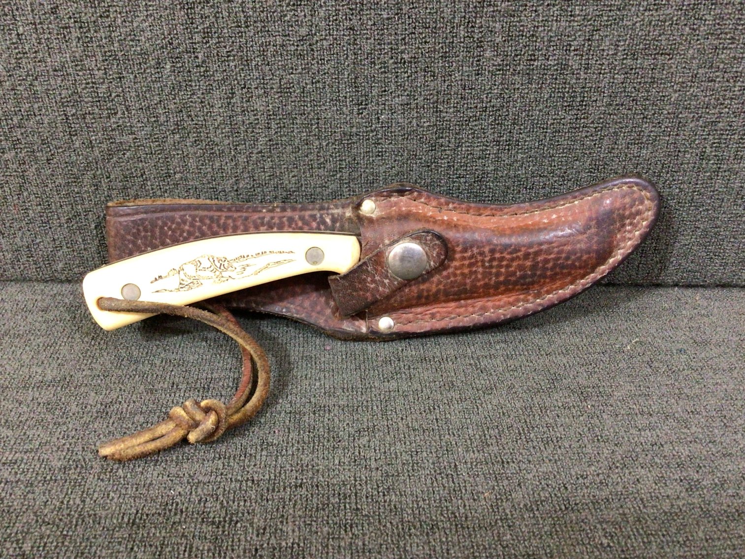 Image for Schrade 155SC knife in sheath