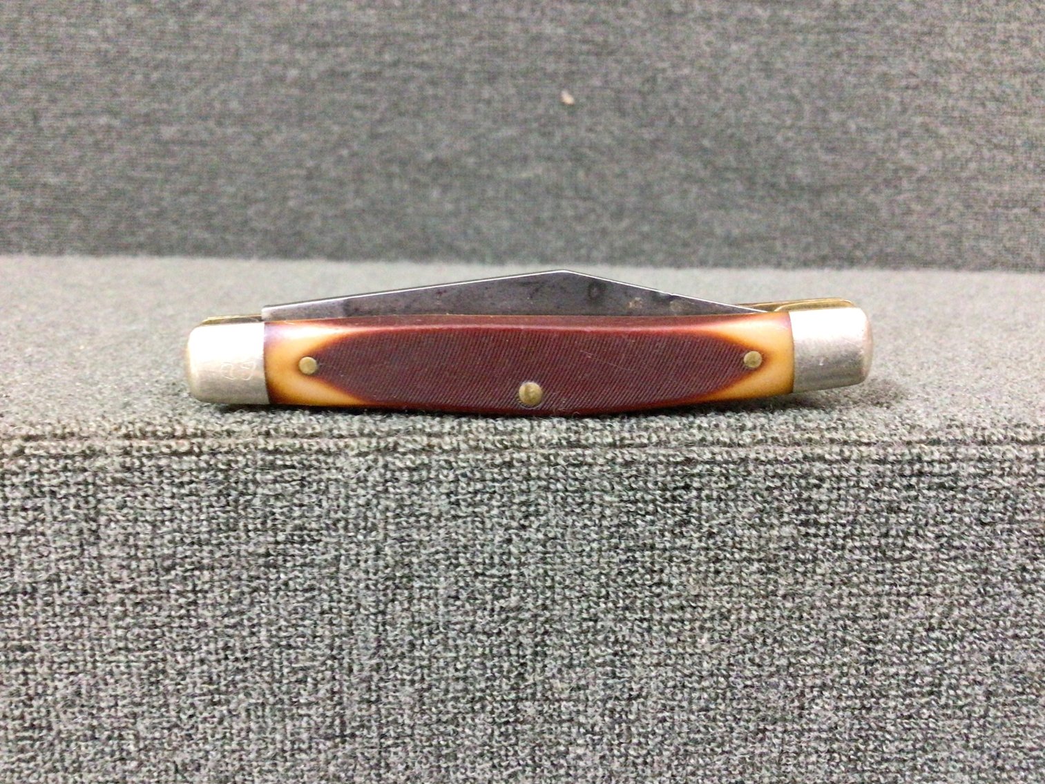 Image for Schrade Old Timer 330T 2-blade knife and sharpening stone