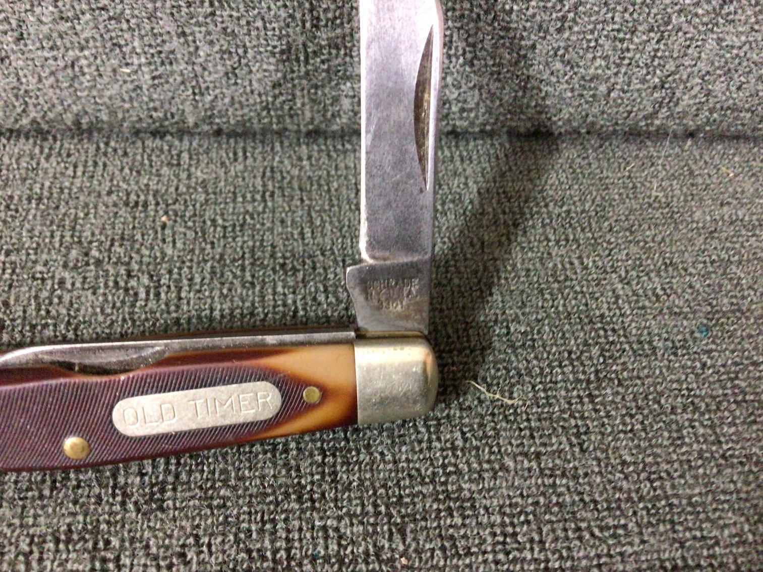 Image for Schrade Old Timer 330T 2-blade knife and sharpening stone