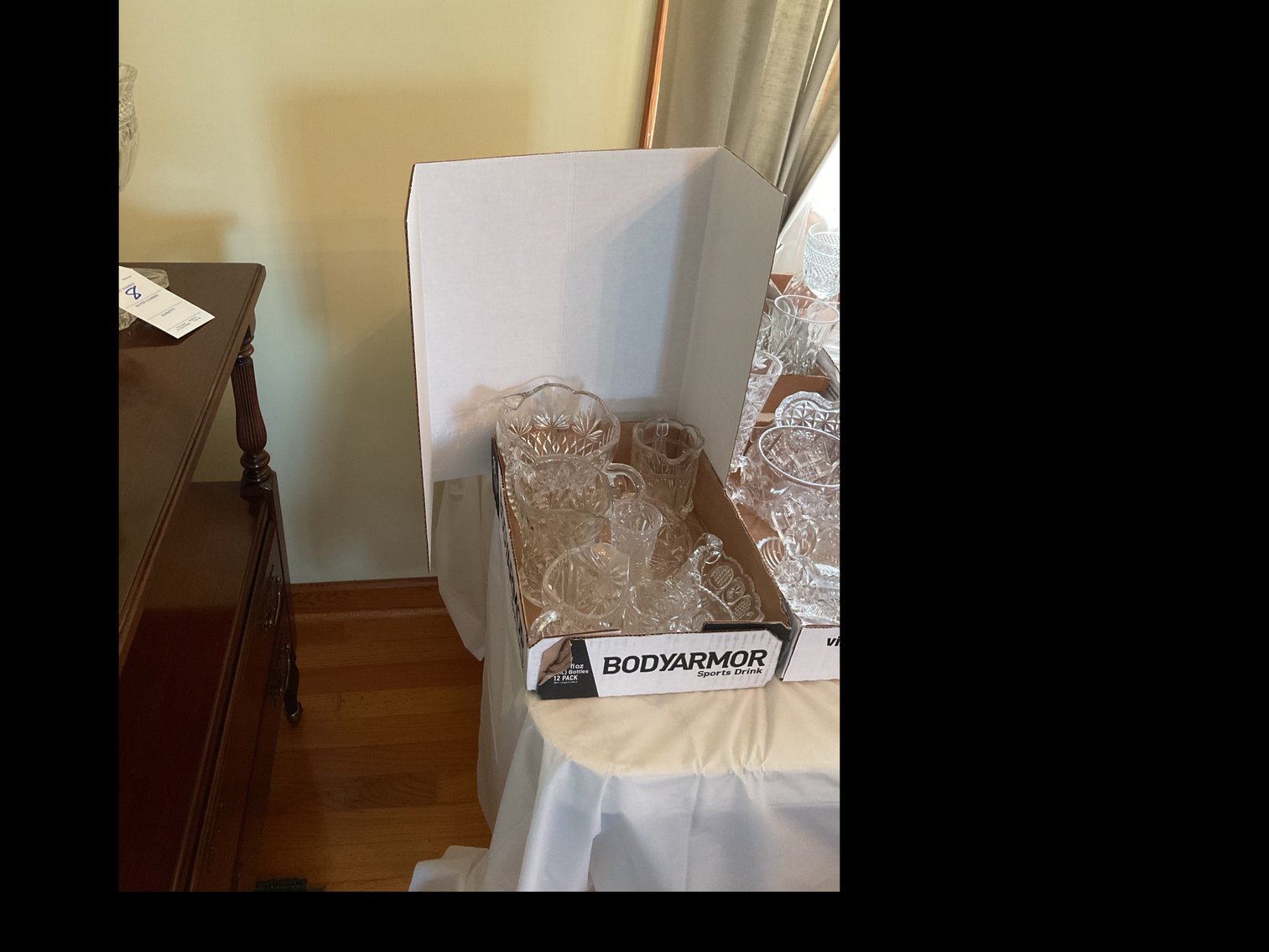 Image for Assorted glassware