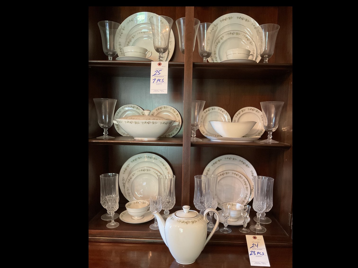 Image for 52 piece Franconia “Cindy” Bavaria