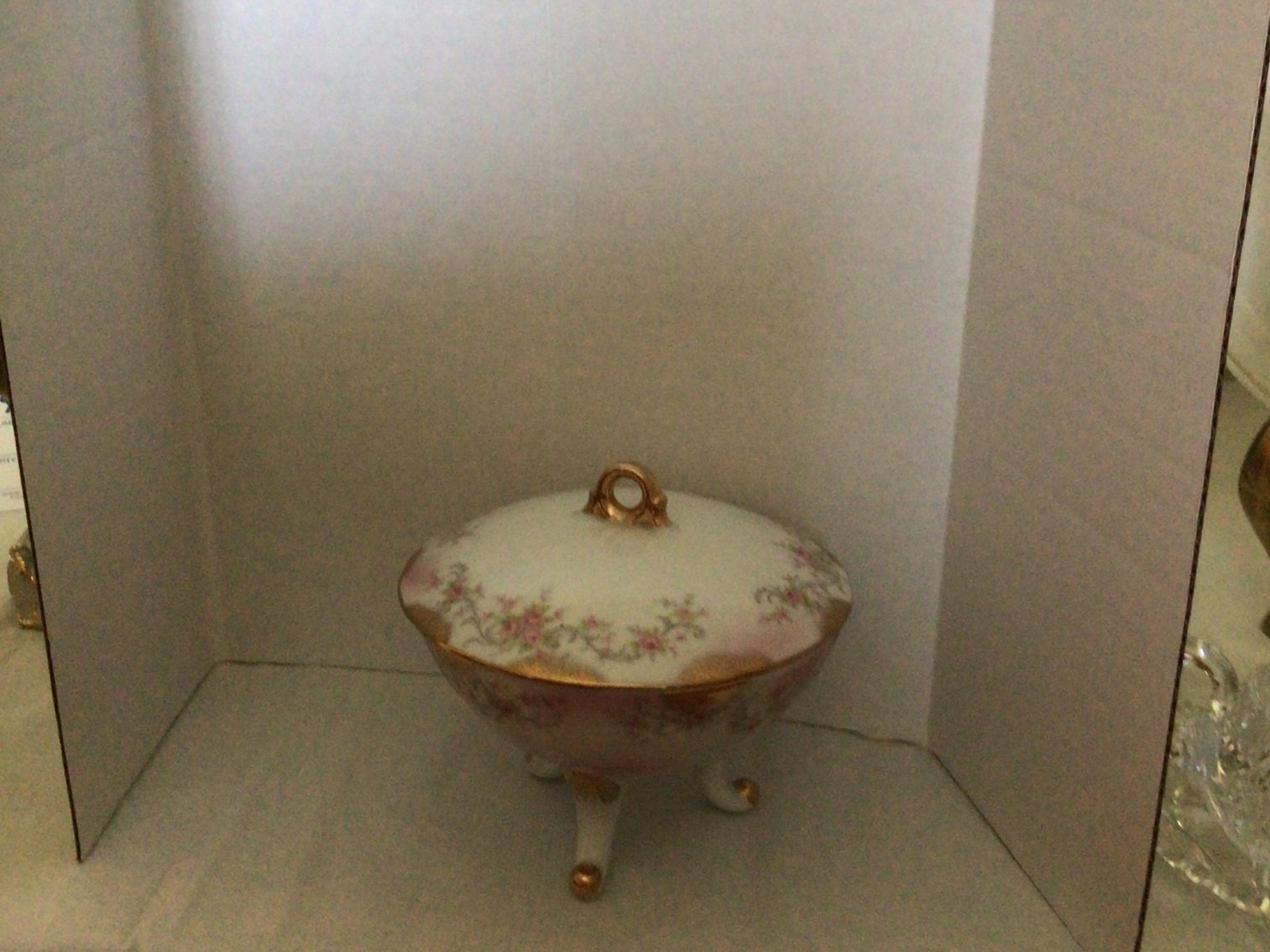 Image for Hand painted dresser dish