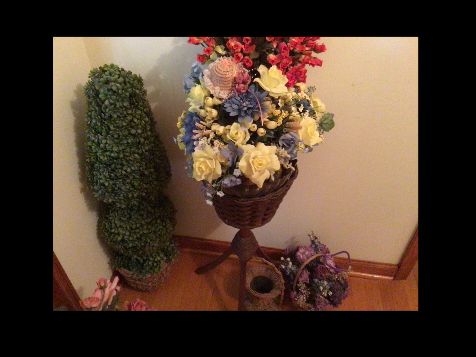 Image for Topiary and arrangements w/silk flowers