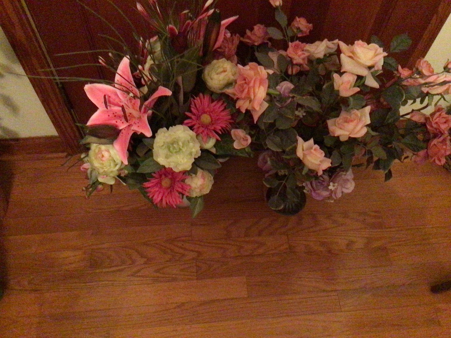 Image for Beautiful arrangements w/silk flowers