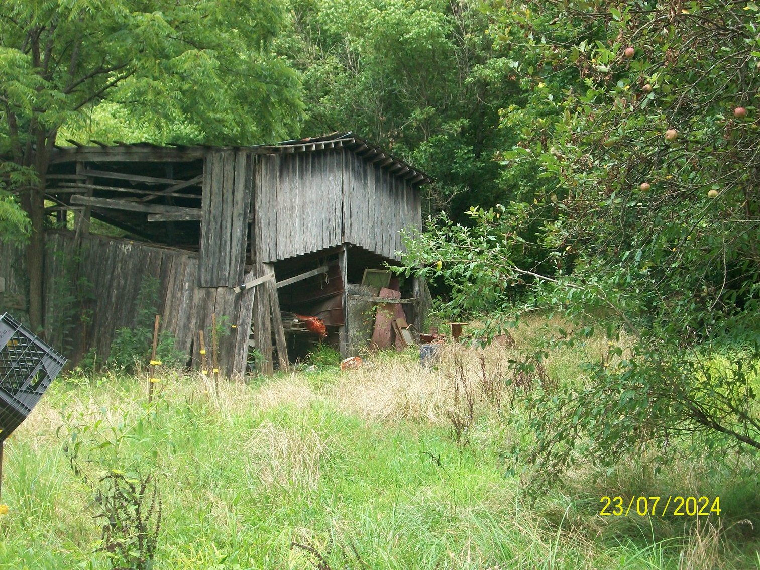 Image for 140 acres and a 1,956' house
