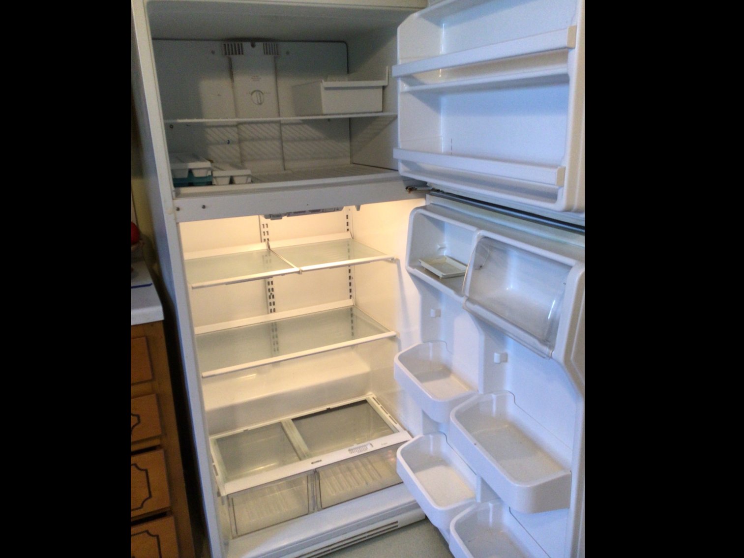Image for Kenmore refrigerator with freezer on top ( good condition )