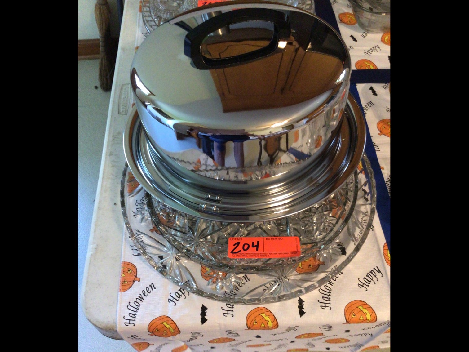 Image for Glass serving dishes and cake plate