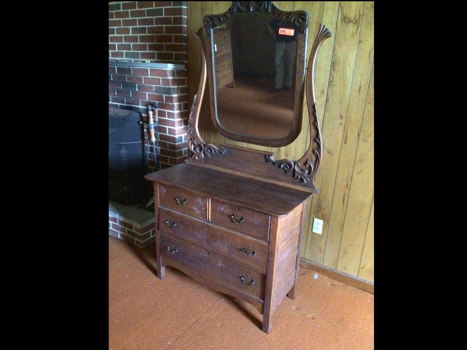 Image for 4 drawer oak dresser heavy gingerbread