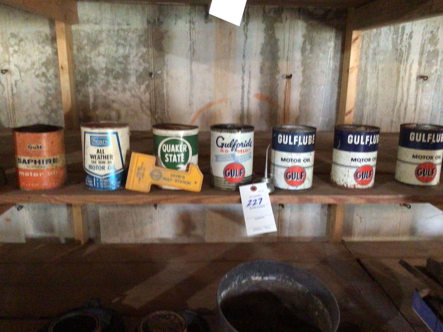 Image for Miscellaneous oil cans ( Gulf etc.)