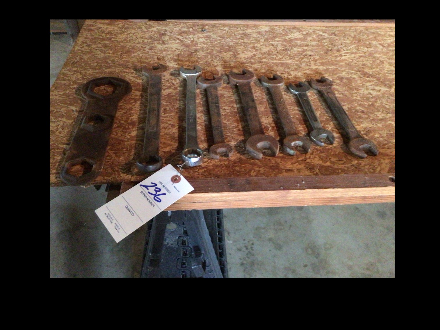 Image for 8 antique assorted tools