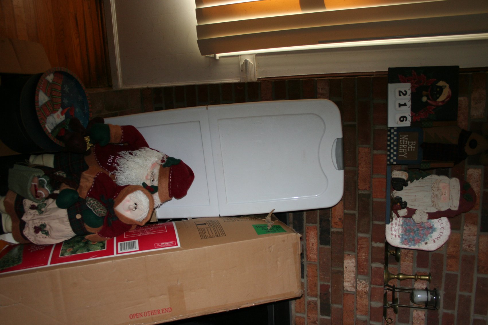 Image for Christmas Items - Wrapping Paper - Figurines