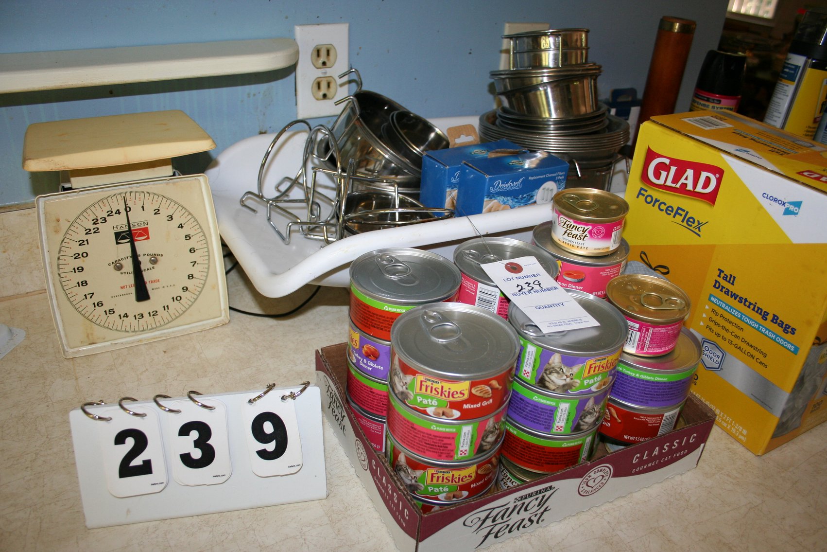 Image for Animal Dishes - Food - Scale