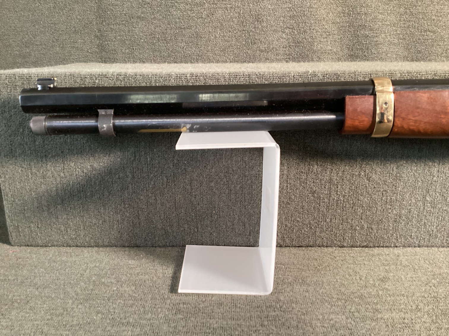 Image for Henry Repeater .44 Mag Lever Action Riflle w/ box