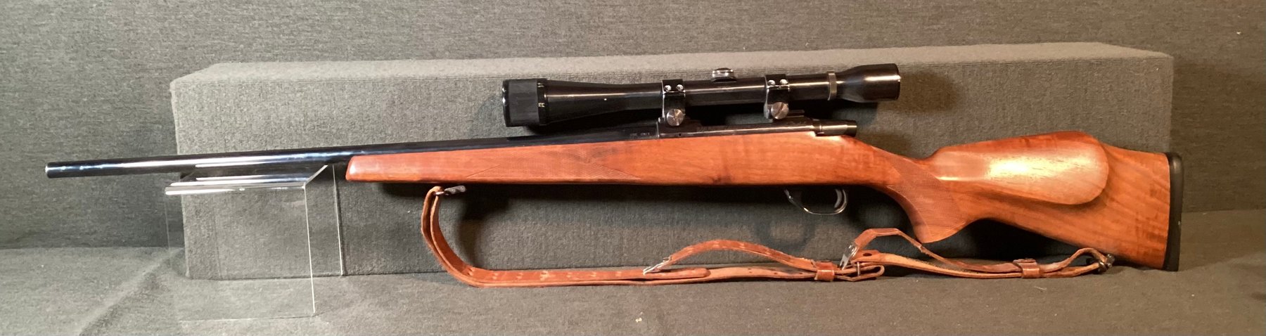 Image for Weatherby Vanguard VGS - 22-250 REM with Weaver Scope