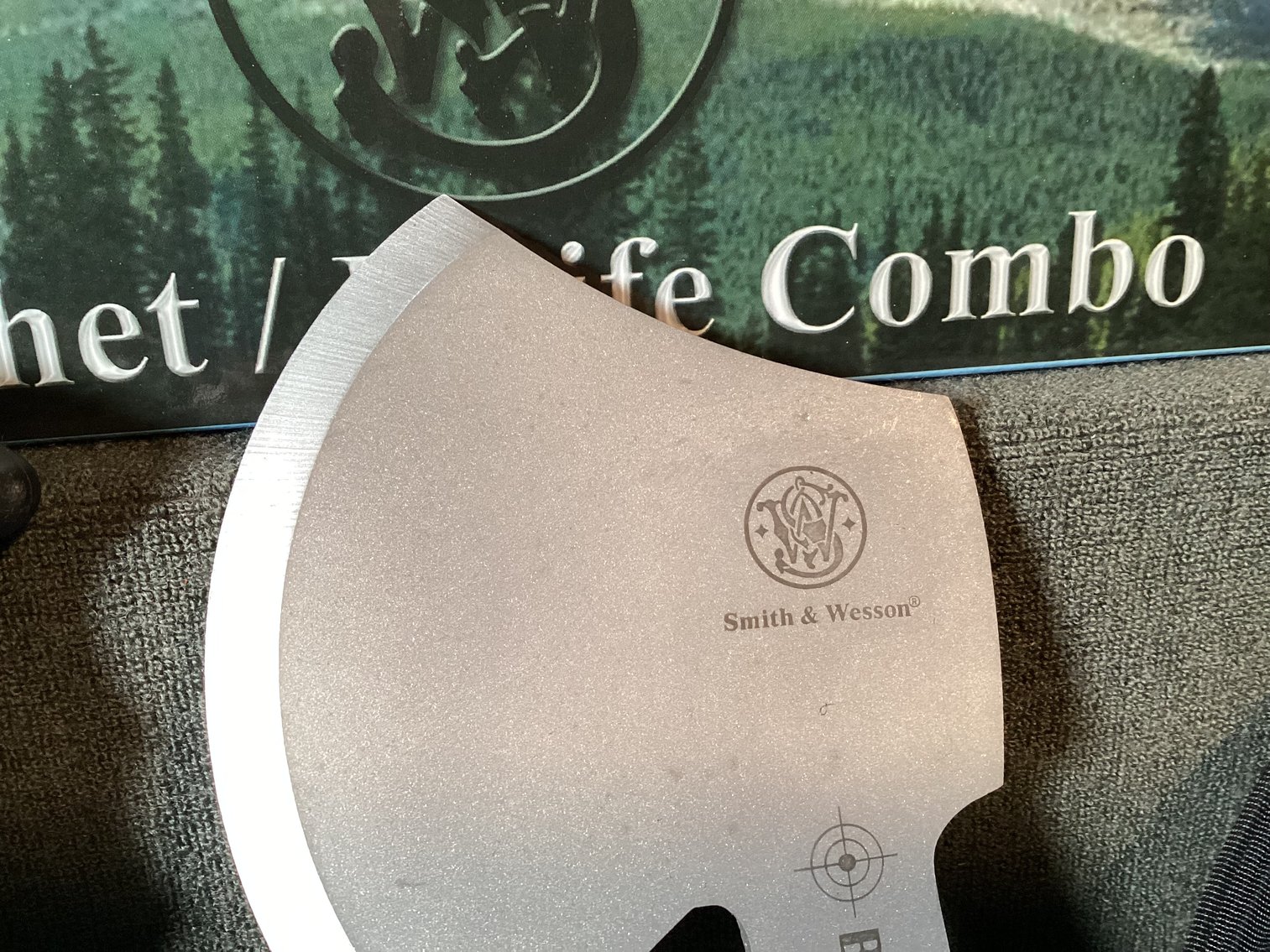 Image for Smith & Wesson Bullseye Hatchet/Knife Combo
