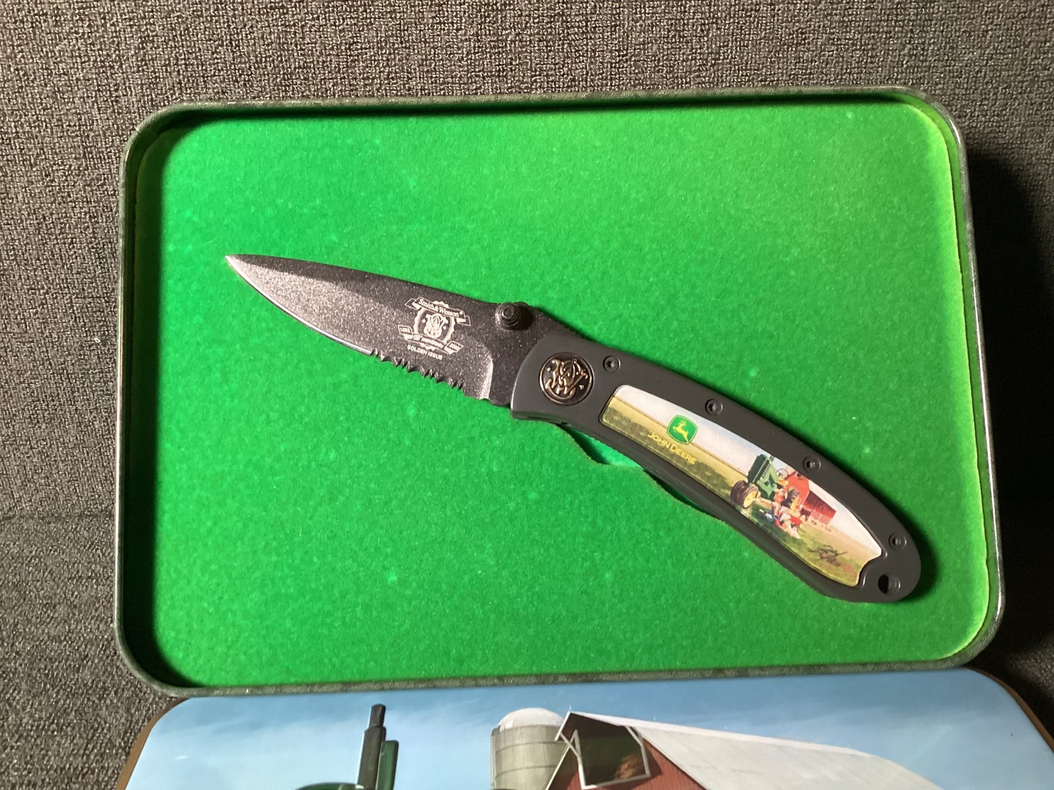 Image for Smith & Wesson John Deere Single Blade Knife