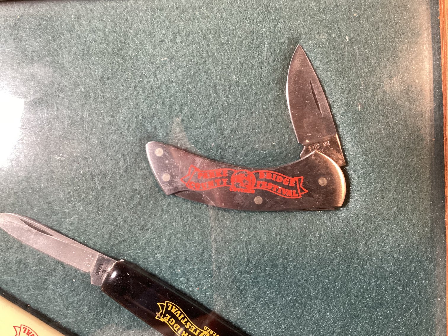 Image for Case XX Three Advertising Knives in case