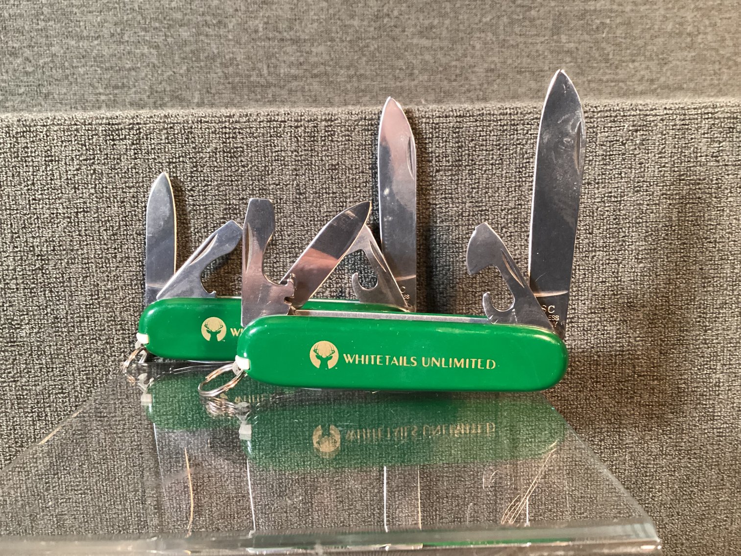 Image for 2 White Tail Unlimited Knives